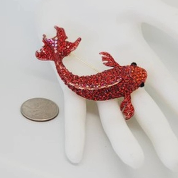 Red & Orange Austrian Crystal Red
Enamel Gold Koi Fish Brooch Pendant - Picture 4 of 7